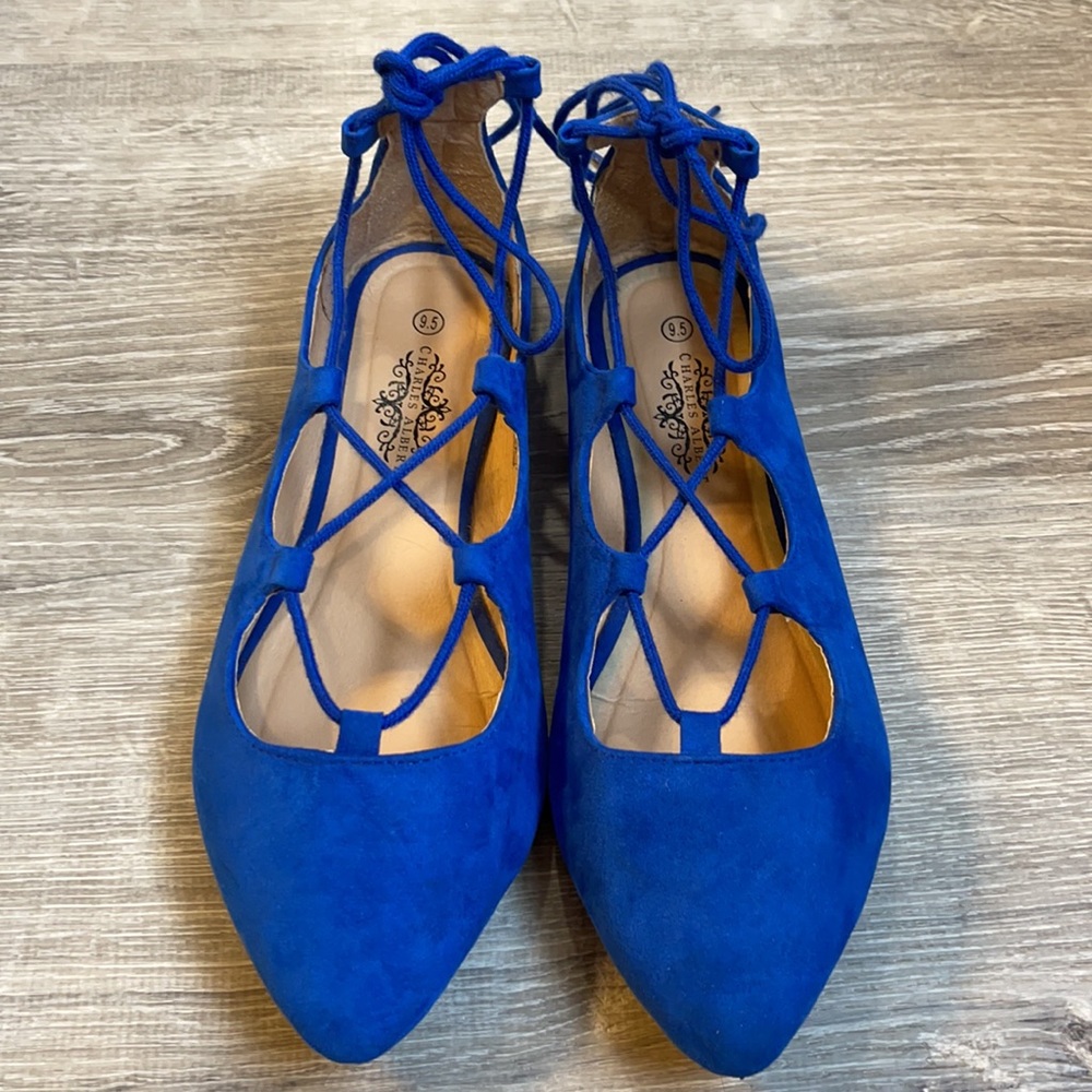 Blue lace-up flats